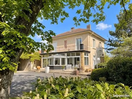 maison de charme rénovée 5 chambres proche centre