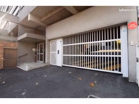 parking/box 12 m² chamalières