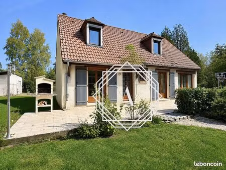 pavillon 7 pièces 127 m²