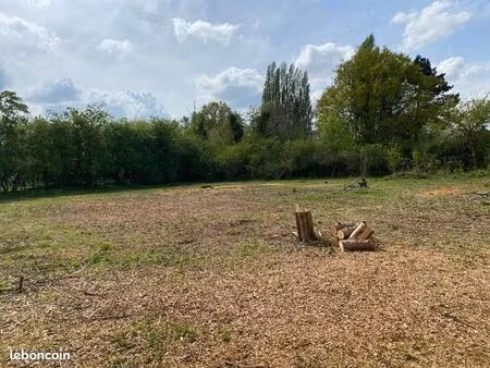 terrain à bâtir nomain