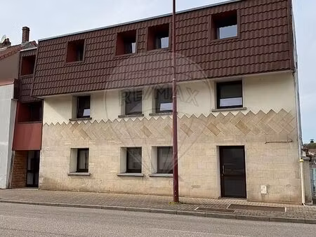 immeuble 20 pièces 466 m²