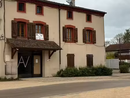 orléat – commerce avec habitation – 149 990