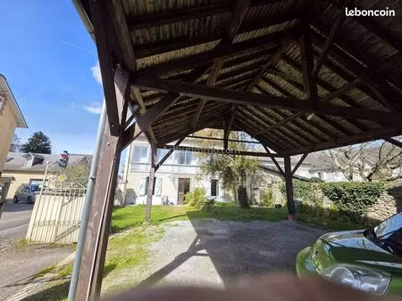 maison 6 pièces 196 m²