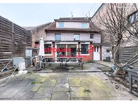 maison de ville 4 pièces 128 m²