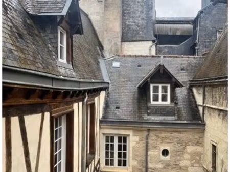 charmant t1 bis en hyper centre