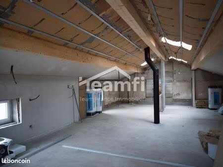 maison 2 pièces 160 m²