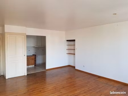 grand appartement de 58m²