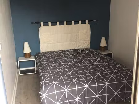 t2 centre ville pau - quartier près de halle