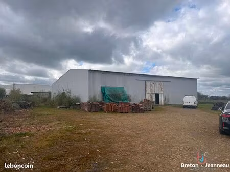 local 550 m² lassay les chateaux