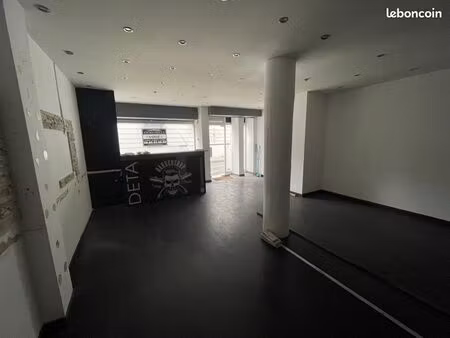 local commercial tarbes hyper centre