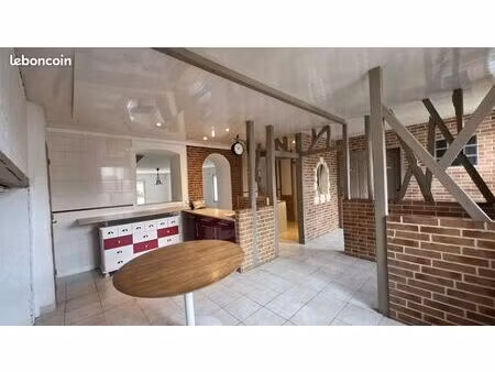 maison 164 m² fouquenies