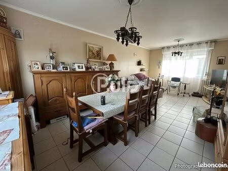 maison 8 pièces 92 m²