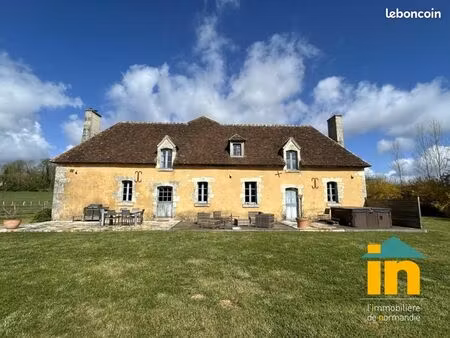 maison 8 pièces 248 m²