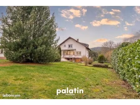 maison 8 pièces 214 m²