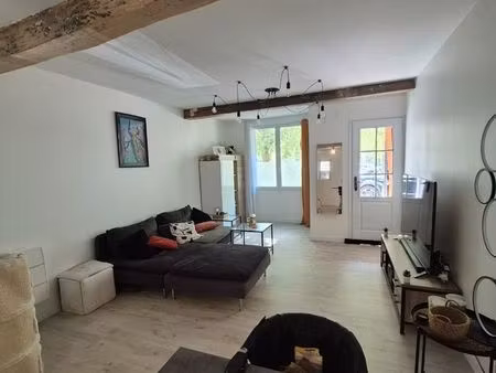 à vendre – charmante maison de ville avec grande terrasse