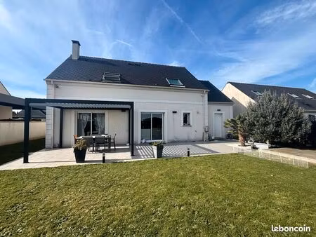 maison 6 pièces 151 m²