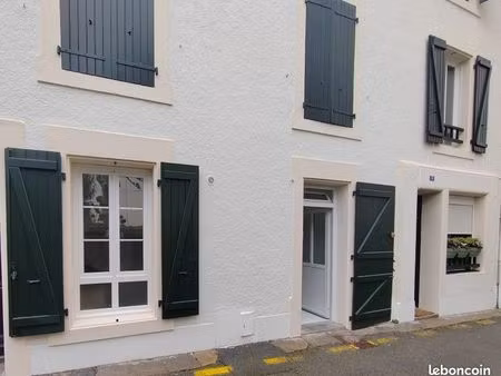 biarritz saint charles t2 en bon état