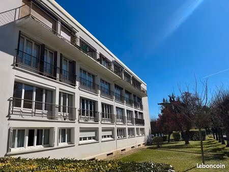 appartement 3 pièces 53 m²