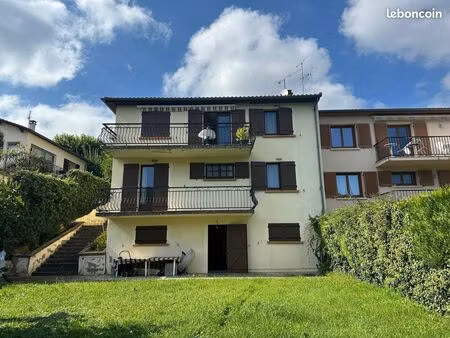 maison 10 pièces 180 m²