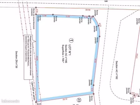terrain à batir 709 m²