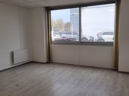 bureau à louer - emplacement idéal entre metz et woippy