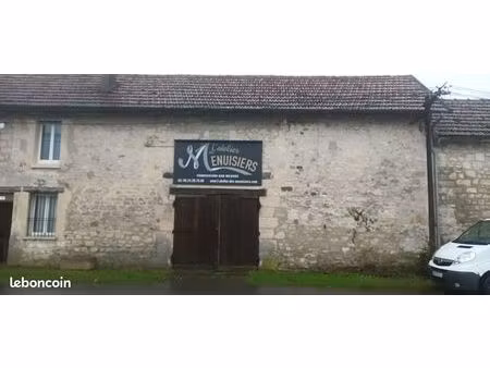 local commercial 100 m² creil