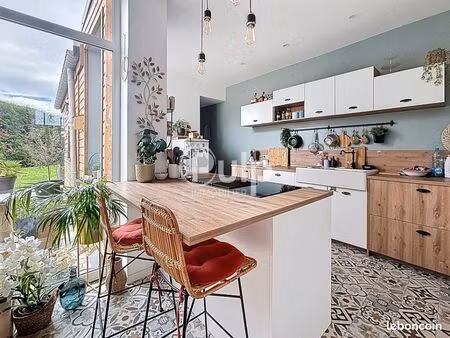 maison 10 pièces 180 m²