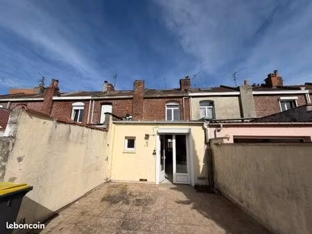 maison 4 pièces 80 m²