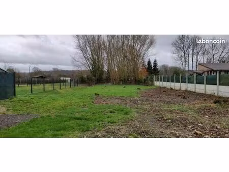 terrain à batir 1800m2