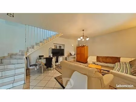 maison 2 pièces 60 m²