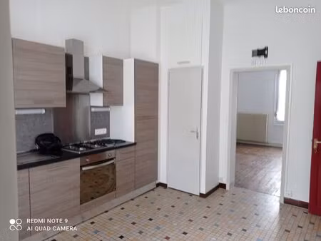 appartement 2 pièces à saint hilaire saint florent 49400