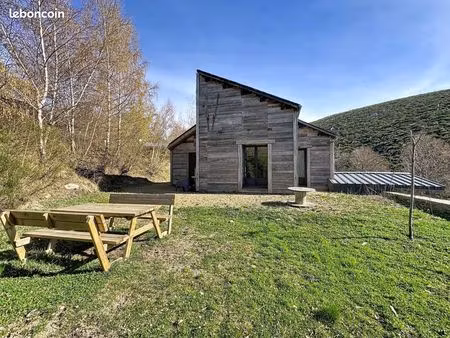 maison 4 pièces 133 m²