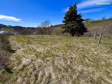 terrain 700 m² monts-de-randon