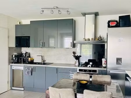 exclusivité – t3 avec terrasse sud-ouest – anglet cantau