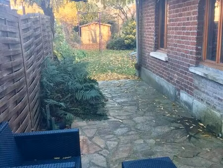 joli appartement avec jardin