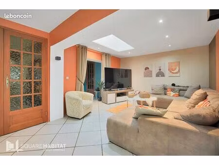 maison 6 pièces 110 m²