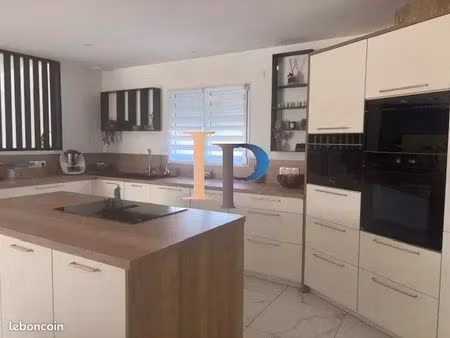 villa 6 pièces 130 m²