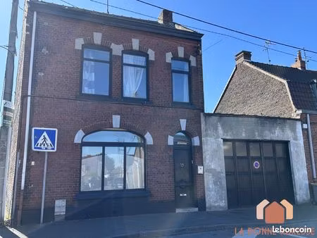 maison 6 pièces 150 m²