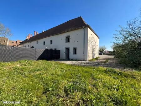 maison 2 pièces 85 m²