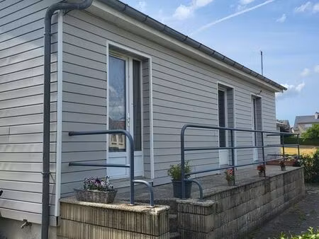 maison divisée en 4 studios