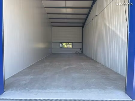 location local 100 m2