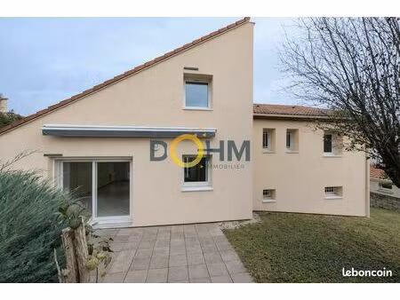 pavillon 6 pièces 110 m²