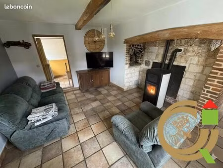 maison 9 pièces 150 m²