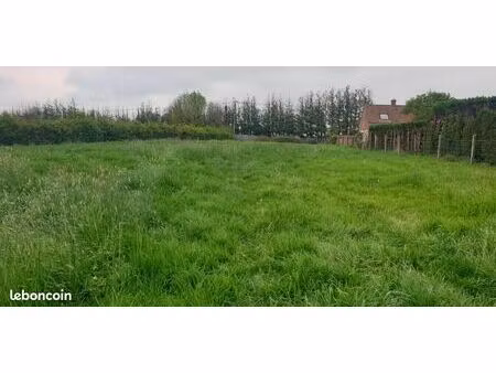 terrain à bâtir 1300 mètres carrés