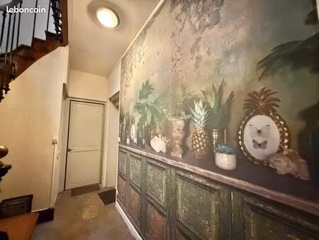 immeuble 7 pièces 506 m²