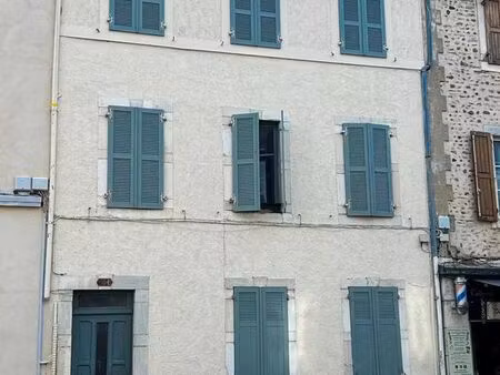 appartement 18 pièces 311 m²