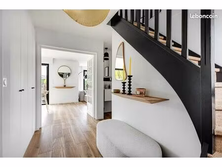 maison 6 pièces 153 m²