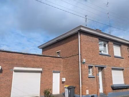 maison 5 pièces 100m²