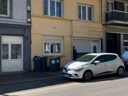 immeuble 10 pièces 240 m²