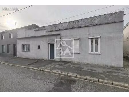 immeuble 8 pièces 143 m²